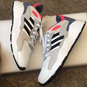 Men Adidas CloudFoam Sneakers NWOT